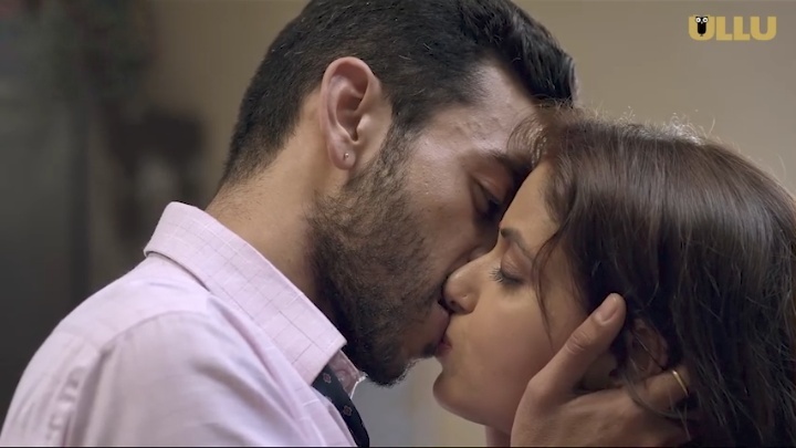 Screenshot of Charmsukh" Chawl House 1  18+ Alert ⛔ (2022) &bull; Hindi on MovieLinkBD