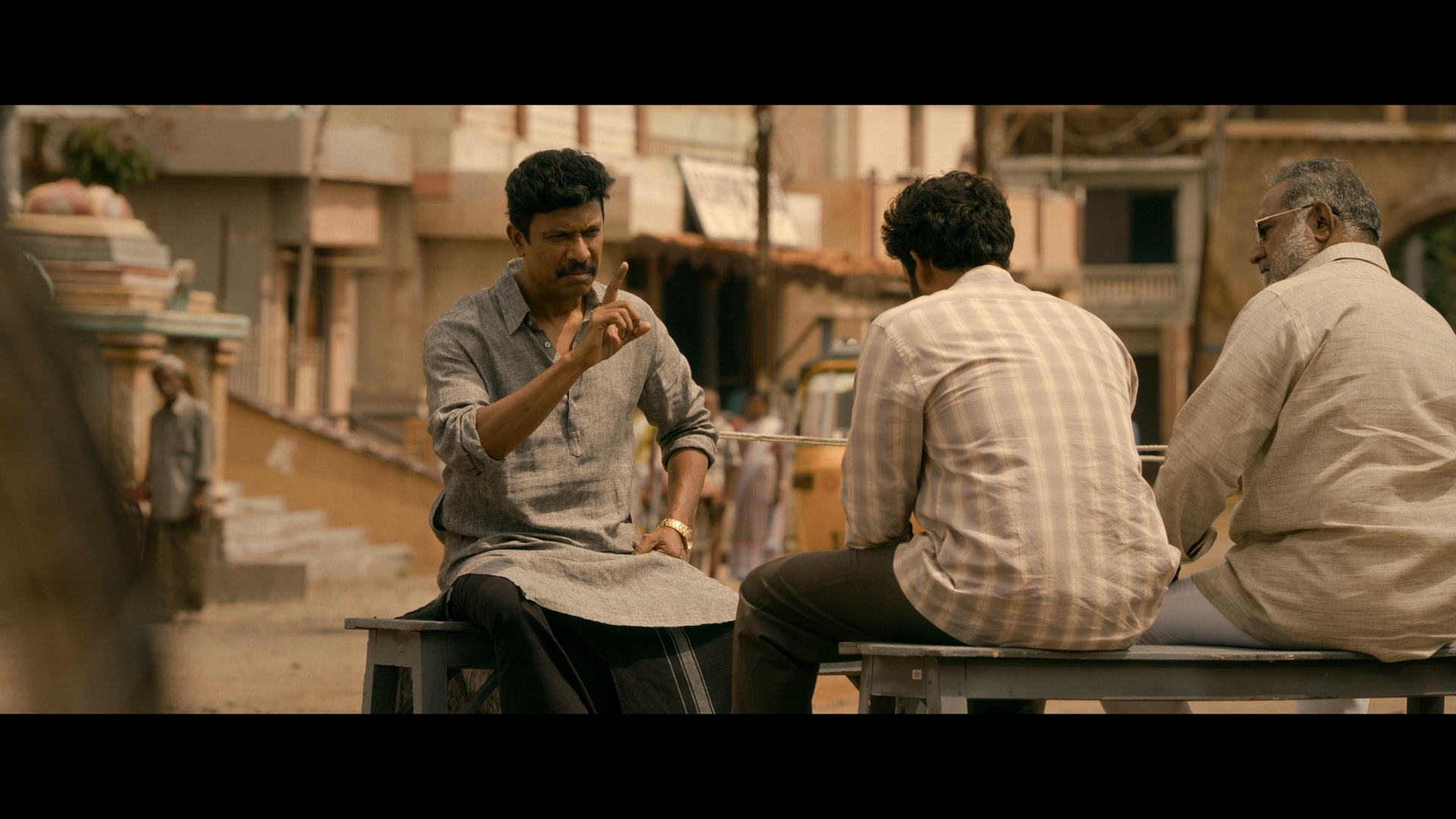 Screenshot of Isakapatnam  S01 Epi 1-7 Completed [ Hindi ORG ] (2026) &mdash; S01 &bull; Hindi + Telugu + Dual Audio on MovieLinkBD