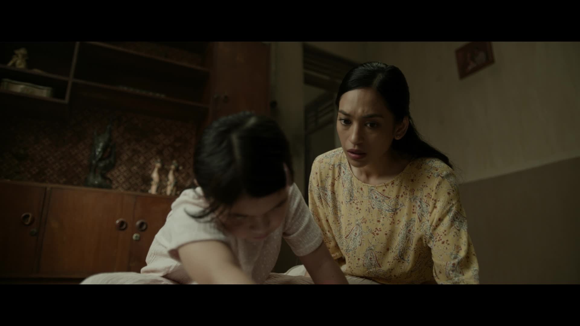 Screenshot of Alas Roban  Full HD (2026) &bull; Indonesian on MovieLinkBD