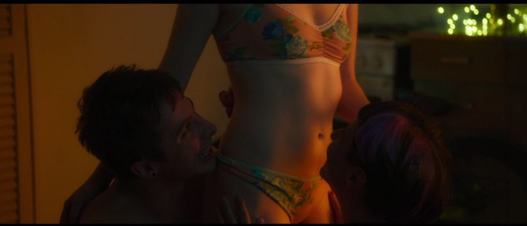 Screenshot of Vera and the Pleasure of Others  18+ Alert ⛔ (2023) &bull; Spanish on MovieLinkBD