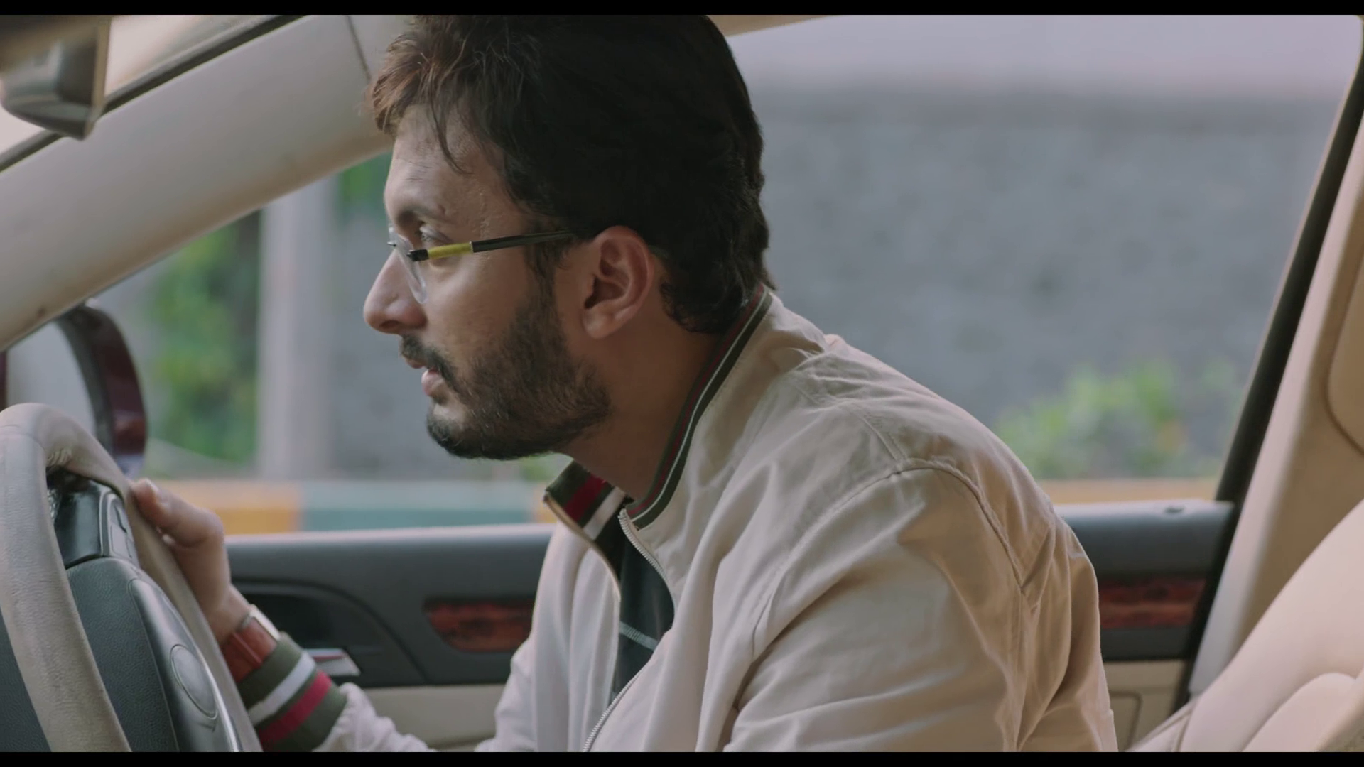 Screenshot of Date with saie  Full HD Hindi ORG (2025) &bull; Hindi + Marathi + Dual Audio on MovieLinkBD