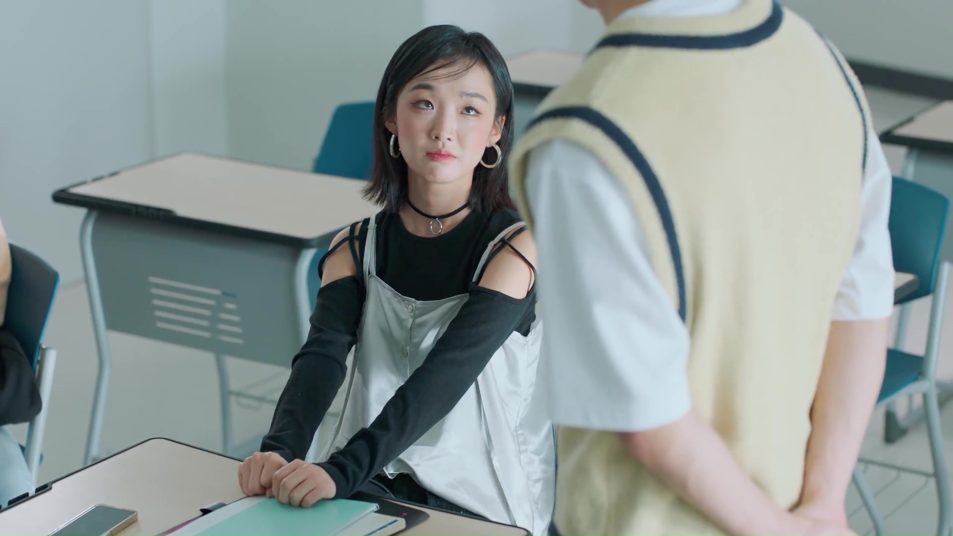 Screenshot of The Villain of Romance  S01 Epi 1-20 Completed [ Hindi ORG ] (2023) &mdash; S01 &bull; Hindi + Korean + Dual Audio on MovieLinkBD