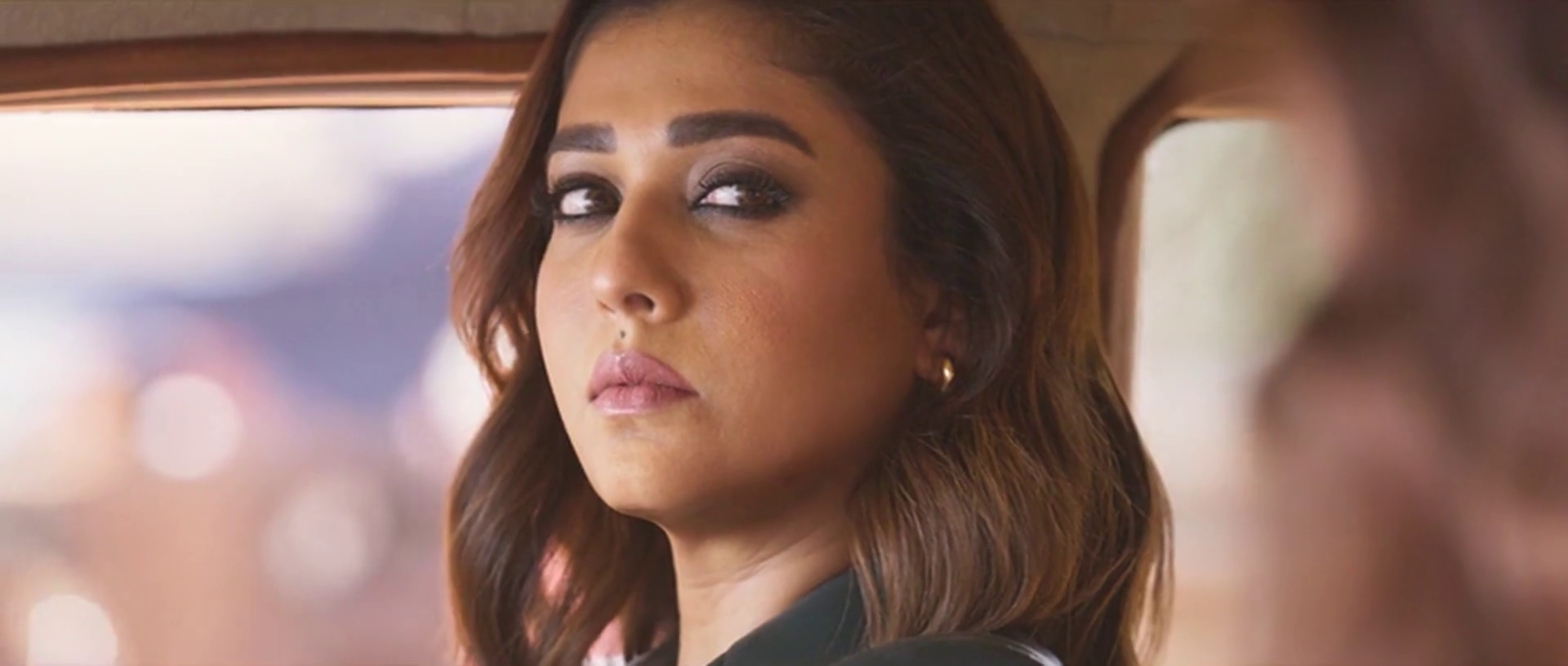 Screenshot of Toxic (2026) Hindi Download | MovieLinkBD