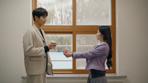 Screenshot of Absolute Value of Romance  S01 EPi 1-16 Completed [ Hindi ORG ] (2026) &mdash; S01 &bull; Hindi + Korean + Multi Audio on MovieLinkBD