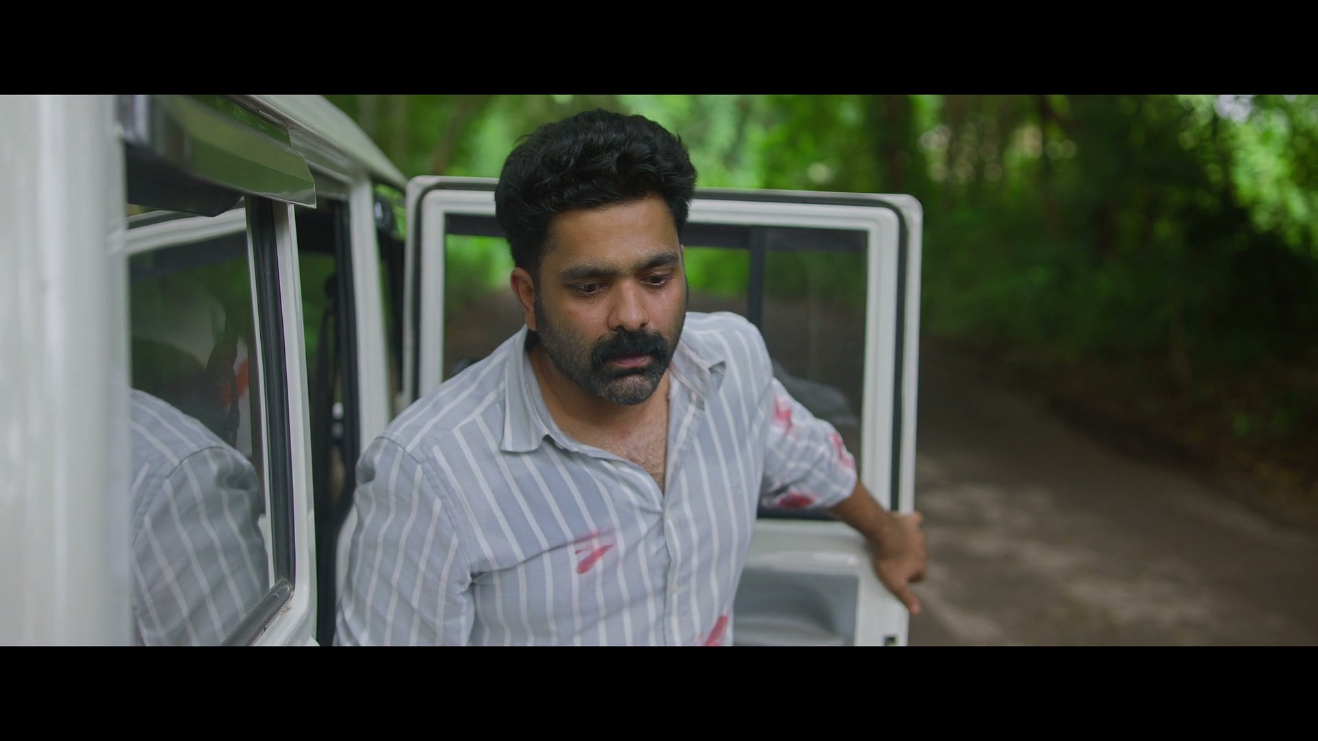 Screenshot of Sambhavam Adhyayam Onnu  Full HD Hindi ORG (2026) &bull; Hindi + Malayalam + Dual Audio on MovieLinkBD