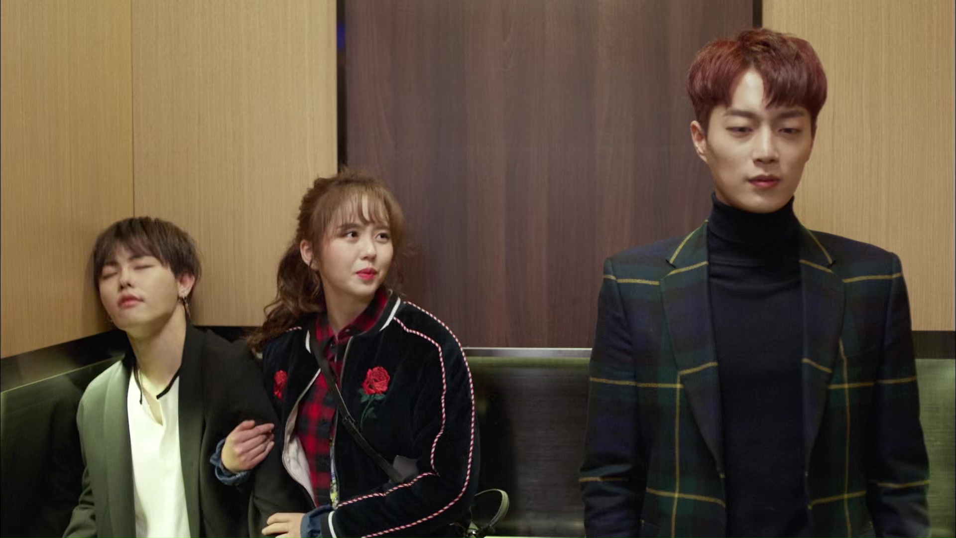 Screenshot of Radio Romance  S01 Ep 1-16 COmpleted [ Hindi ORG ] (2018) &mdash; S01 &bull; Hindi + Korean + Dual Audio on MovieLinkBD